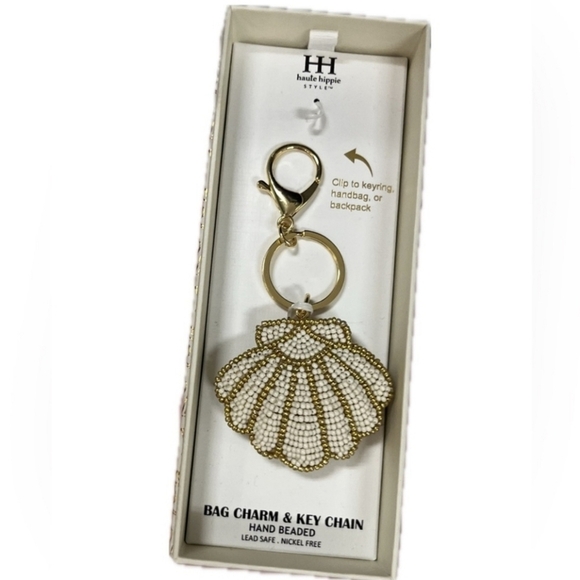 🔹️ Haute Hippie 🔹️Gorgeous Beaded Shell Bag Charm Keychain NWT ✨️ - Picture 1 of 3